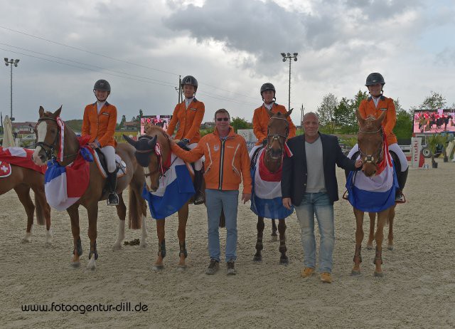 Die Niederländer waren mit der Schweiz gleichauf im FEI Pony Nations Cup powered by Alpenspan und teilten sich so den dritten Platz. © Fotoagentur Dill