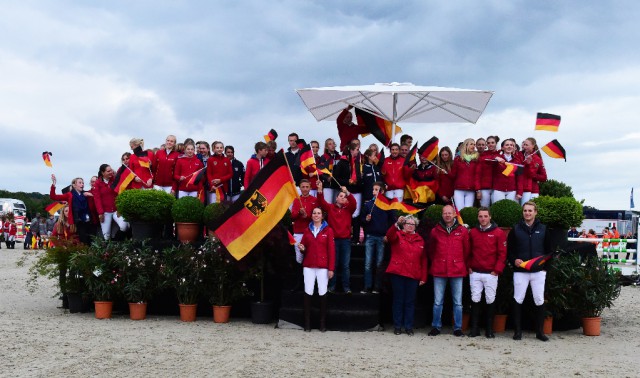 Die deutschen Teilnehmer zeigten bei den Future Champions 2015 Flagge und sportlichen Erfolg. © Fotodesign gr. Feldhaus