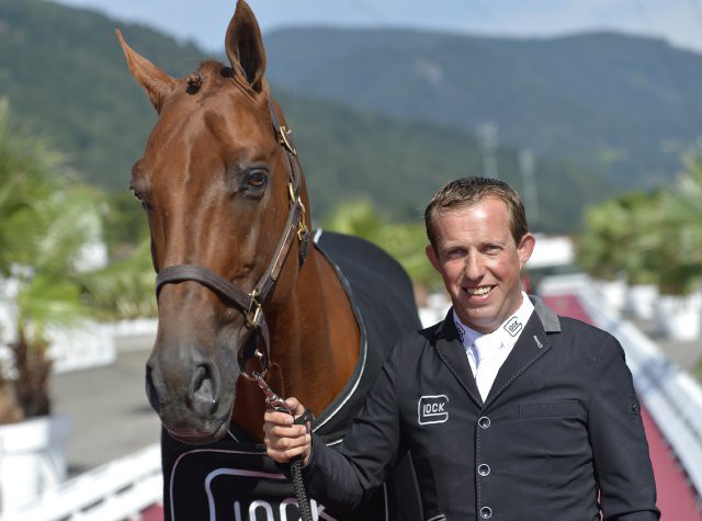GLOCK Rider Gerco Schröder is one of the best show jumping riders in the world and performs at international tournaments nearly every weekend. Wherever his trusty horses currently are, that is indeed what always feels like home to him. © GHPC / studiohorst