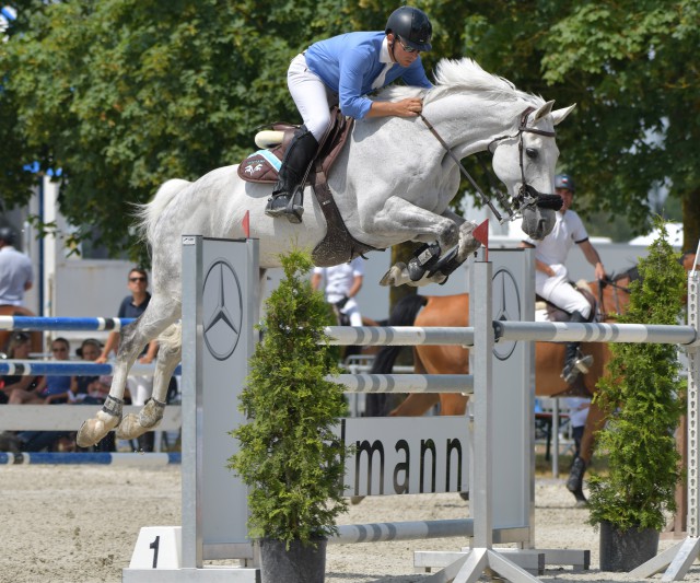 Mit Lara Croft gelang Andy Candin der Sprung zum Sieg. © Fotoagentur Dill