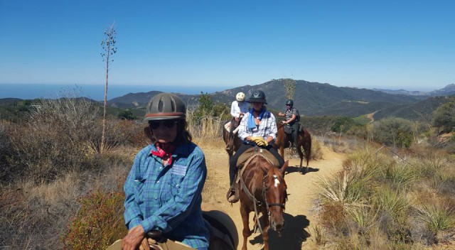 Die Backbone Trail Cowgirls. © Santa Monica Mountains Trails Council / Facebook 