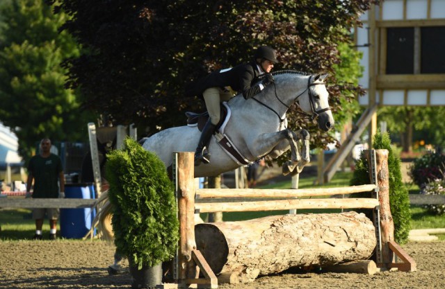 Jennifer Bauersachs and Cleaveland won the $5,000 3'3” NEHJA Hunter Derby, presented by Eastern Hay, on July 21 during WCHR week at the Vermont Summer Festival. © Andrey Ryback Photography
