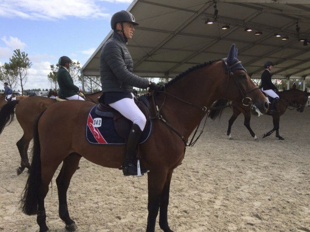 Max und "Chili" am Abreiteplatz beim CSI5* Knokke Hippique. © Team Max Kühner