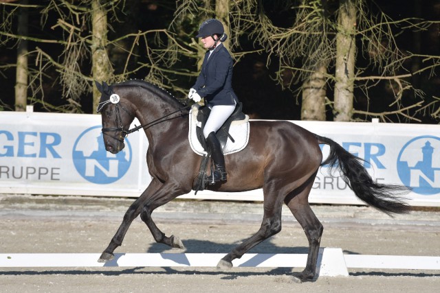Bravo Verena - der Sieg in der Dressurpferdeprüfung A ging an Deutschland. © Fotoagentur Dill