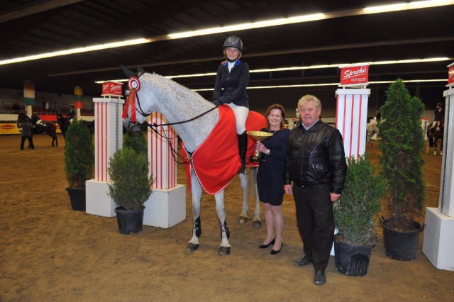 Sophia Schindlbeck und Calata entschieden den Grand Prix von Linz für sich. © Reitsportzentrum München / Facebook