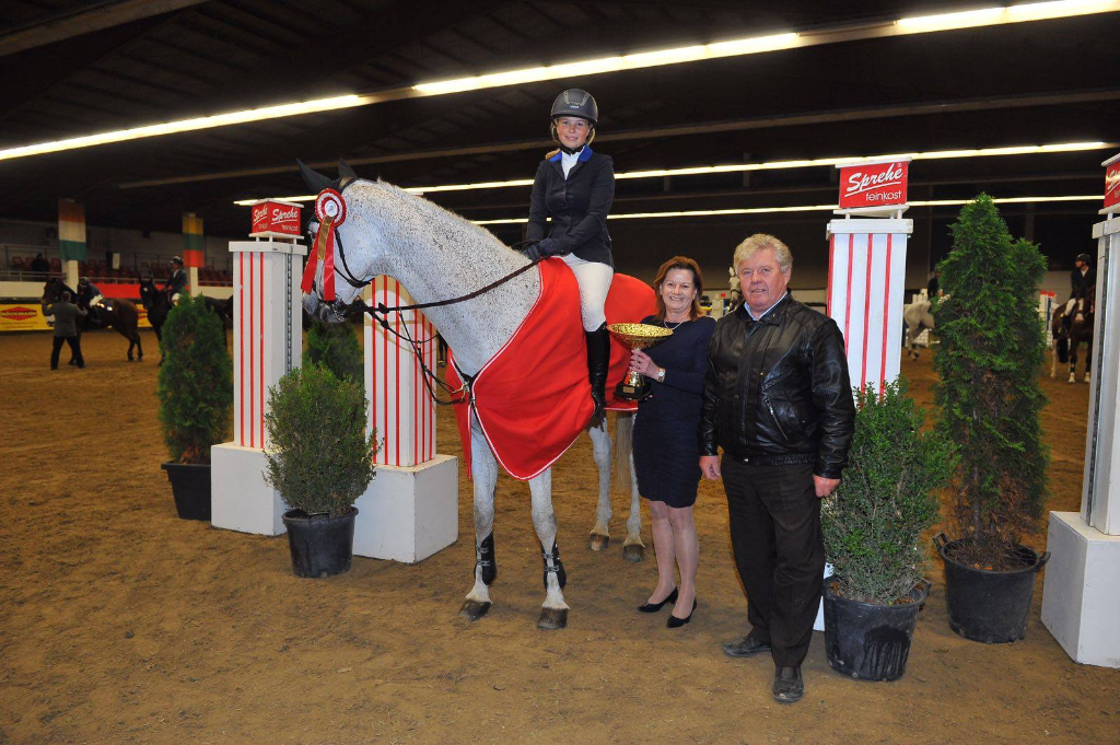 Sophia Schindlbeck und Calata entschieden den Grand Prix von Linz für sich. © Reitsportzentrum München / Facebook