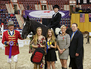 John E. Franzreb III, Rhiannon Calp on Rio, Rebecca Kinsley, Annie Kinsley, Jessica Tanzola & David Schlossberg. © EQUUS Foundation