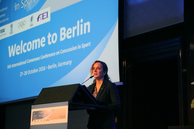 Secretary General Sabrina Ibáñez addresses the 5th International Consensus Conference on Concussion in Sport held in Berlin (GER). © Adam Steiss