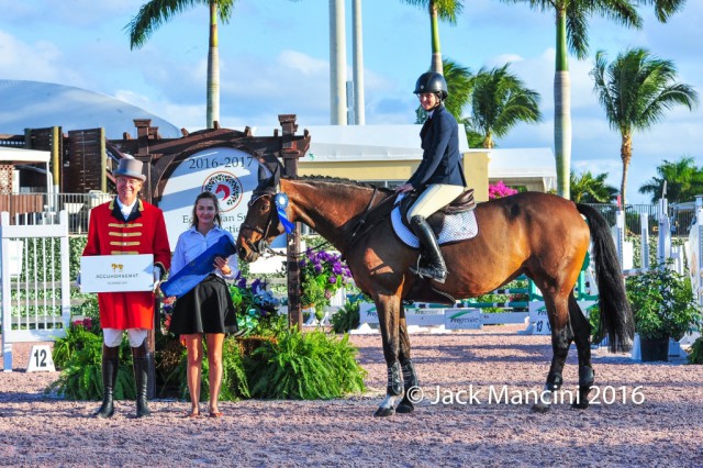 Lindsey Tomeu won the Accuhorsemat Adult Jumper Class at the Holiday & Horses show in the ESP Holiday Circuit in Wellington, Florida. © Jack Mancini 