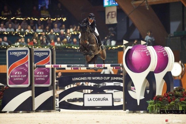 Colombia’s Carlos Lopez galloped to victory with Admara in the seventh leg of the Longines FEI World Cup™ Jumping 2016/2017 Western European League at La Coruña in Spain. © Hervé Bonnaud / FEI