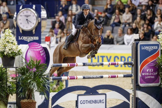 Henrik von Eckermann brought the Longines FEI World Cup™ Jumping 2017 Western European League to a fairytale finish on home ground in Gothenburg (SWE) today when snatching victory with a breath-taking performance from the 11-year-old mare, Mary Lou. © Stefan Lafrentz/FEI