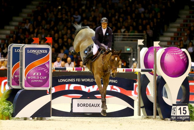 Julien Epaillard steered Quatrin de la Roque LM to victory at the 12th leg of the Longines FEI World Cup™ Jumping 2016/2017 Western European League on home ground in Bordeaux, France tonight. © Pierre Costabadie / EI