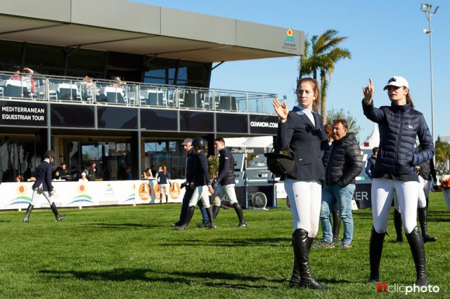 Volle Konzentration bei der Parcoursbesichtigung. © 1clicphoto.com I Herve Bonnaud)