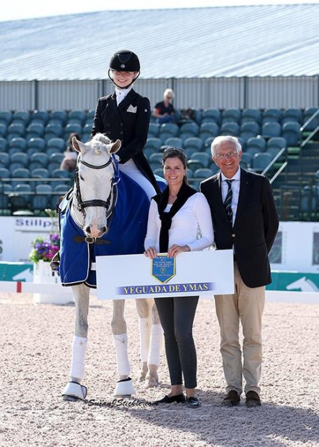 Katrina Sadis and Zepelim in their winning presentation with Cora Causemann of AGDF and judge Christoph Hess. © SusanJStickle