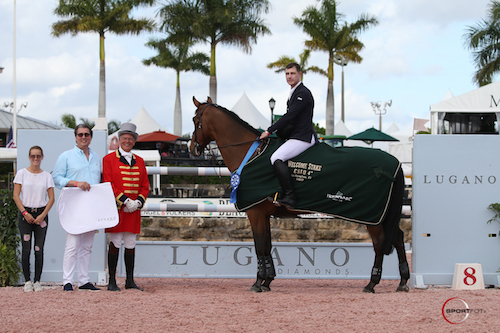 Peter Lutz and Cheri de Papignies in their winning presentation with Ariel Bluman from Lugano Diamonds, Craig Dickmann, Director of Equestrian, and ringmaster Steve Rector. © Sportfot