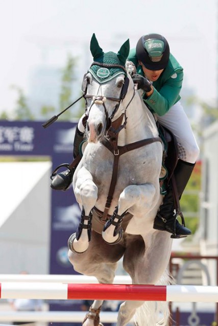 Was für ein Pferd! Abdullah Al Sharbatly und Woulon L beendeten den Parcours in einer rasanten Zeit. © LGCT / Stefano Grasso