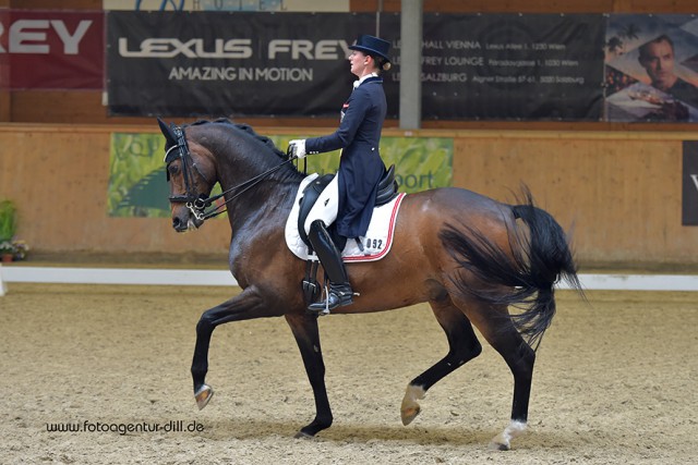 Pia Gabriel und ihr Junimond wurden im Grand Prix beste Österreicher. © Fotoagentur Dill