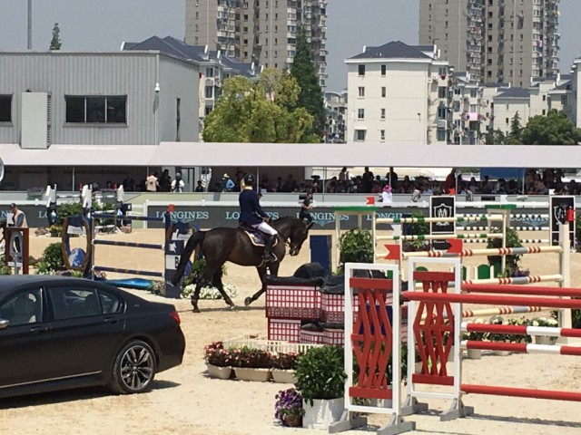 Max Kühner und Cornet Kalua konnten im LGCT Grand Prix von Shanghai eine Platzierung erreiten. © Max Kühner Sporthorses 