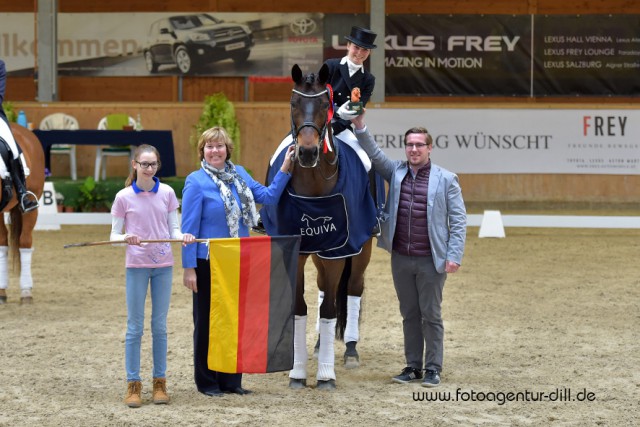 Franziska Stieglmaier freute sich über den Sieg. © Fotoagentur Dill