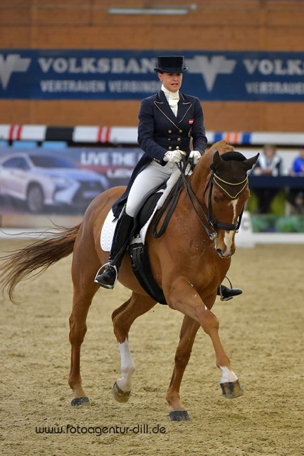 Timna Zach (AUT) wurde im Grand Prix Freestyle (U25) mit Quantico beste Österreicherin. © Fotoagentur Dill