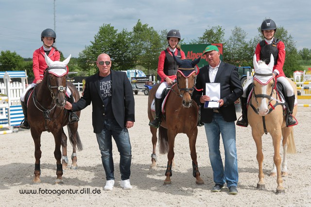 Das Pony Team Austria wurde dritter beim Nations Cup bei den Amadeus Junior Specials in Lamprechtshausen mit Panni auf Rang zehn. © Fotoagentur Dill