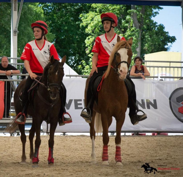 Die Mounted Games Reiter wurden in Wels bestaunt. © www.mountedgames.at