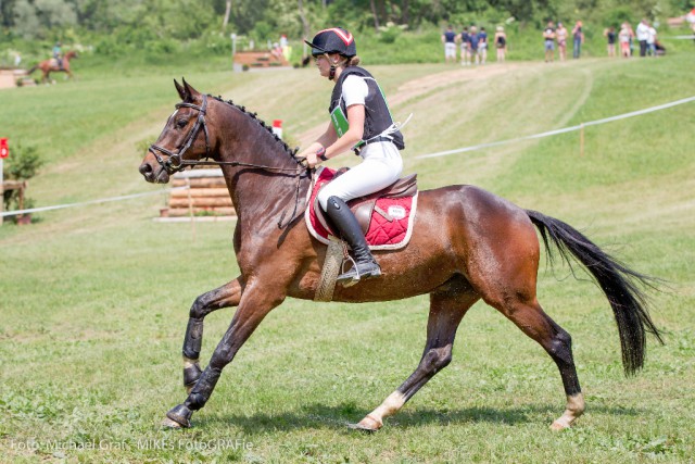 Lea Siegl und Gin Tonic 150 aus Oberösterreich belegten den dritten Platz der Klasse A leicht R2/3. © Michael Graf