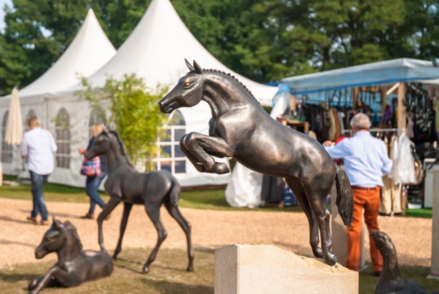 Bronze: ....und Bronzeskulpturen mit dem Thema Pferd im Mittelpunkt. © Kirsten Tilgner