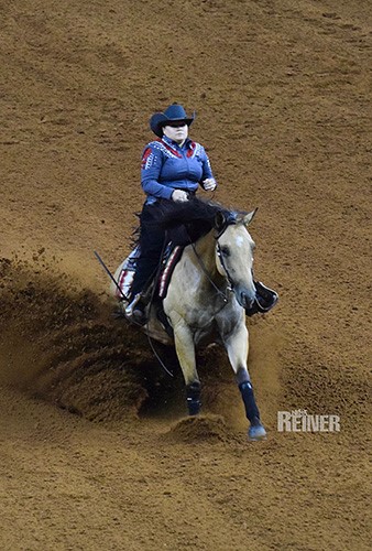 Mandy McCutcheon and Hollywod Dun It won their seventh Derby. © NRHA