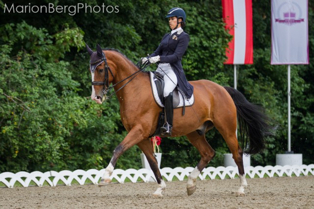 Für Lysander P und Chiara Poppinger bei den Jungen Reitern war Perchtoldsdorf ein gutes Pfaster. Sieg für das Paar. © Marion Berg Photos