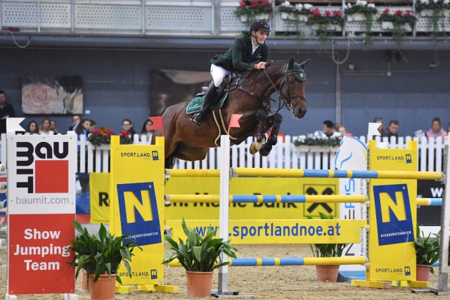 Der 20-jährige Michele Previtali holte beim Jubiläumsturnier in der Arena Nova den ersten Sieg für Italien im Großen Preis vom Sportland Niederösterreich. © Horse Sports Photo