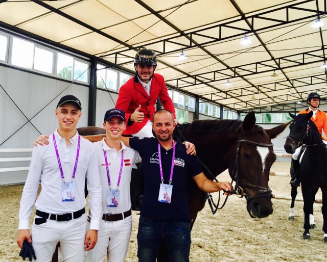 Mevisto Reiter Roland Englbrecht ermöglichte seinen Schülern Felix, Dominik und Lorenz die Turnierteilnahme in Peking. © Mevisto Equestrian Excellence