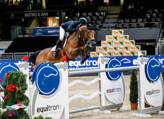 Das Siegerduo im equitron-pro Grand Prix der 15. Neuro Socks Amadeus Horse Indoors kommt aus Belgien: Jos Verlooy und Varoune. © EQWO.net
