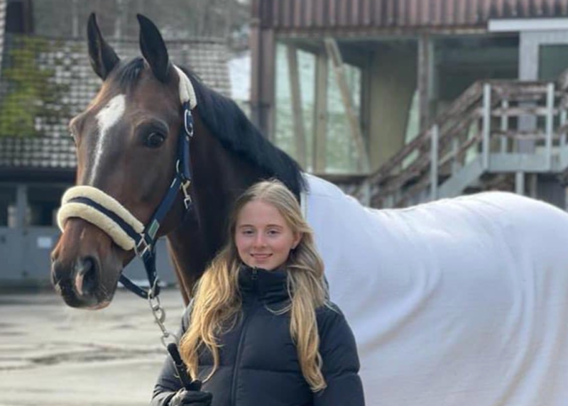 Florentina Jöbstl hat eine neues Pferd: die elfjährige KWPN-Stute Floortje wurde von Thamar Zweistra ausgebildet. © Privat