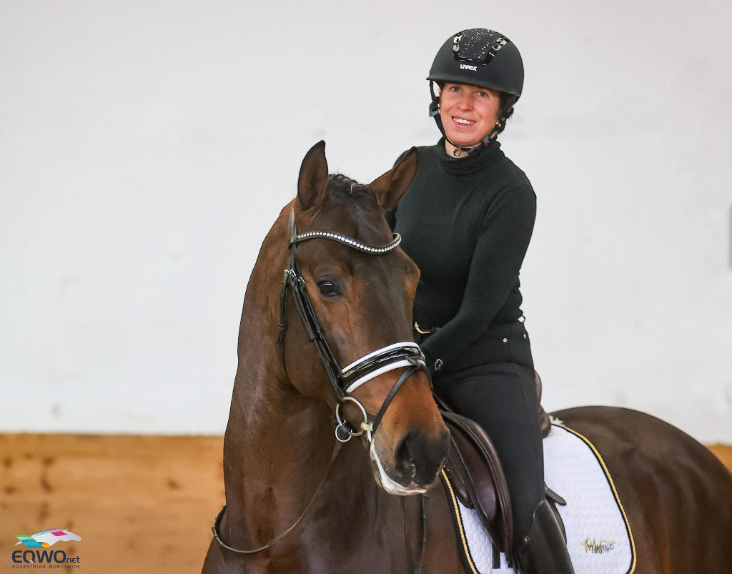 Zukünftiges Dream-Team? Astrid Neumayer (OÖ) hat eine neues Pferd: den siebenjährigen KWPN-Prämienhengst Knock-Out.© Petra Kerschbaum