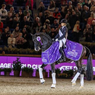 Lottie Fry (GBR) und Everdale dominieren die Weltcup-Etappe von Mechelen. © FEI | Dirk Caremans