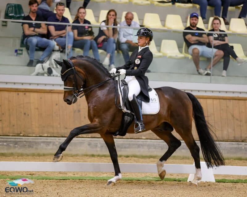 Victoria Max-Theurer (OÖ) hat den Sprung unter die besten 25 Dressurreiter:innen der Welt geschafft. © EQWO.net | Petra Kerschbaum