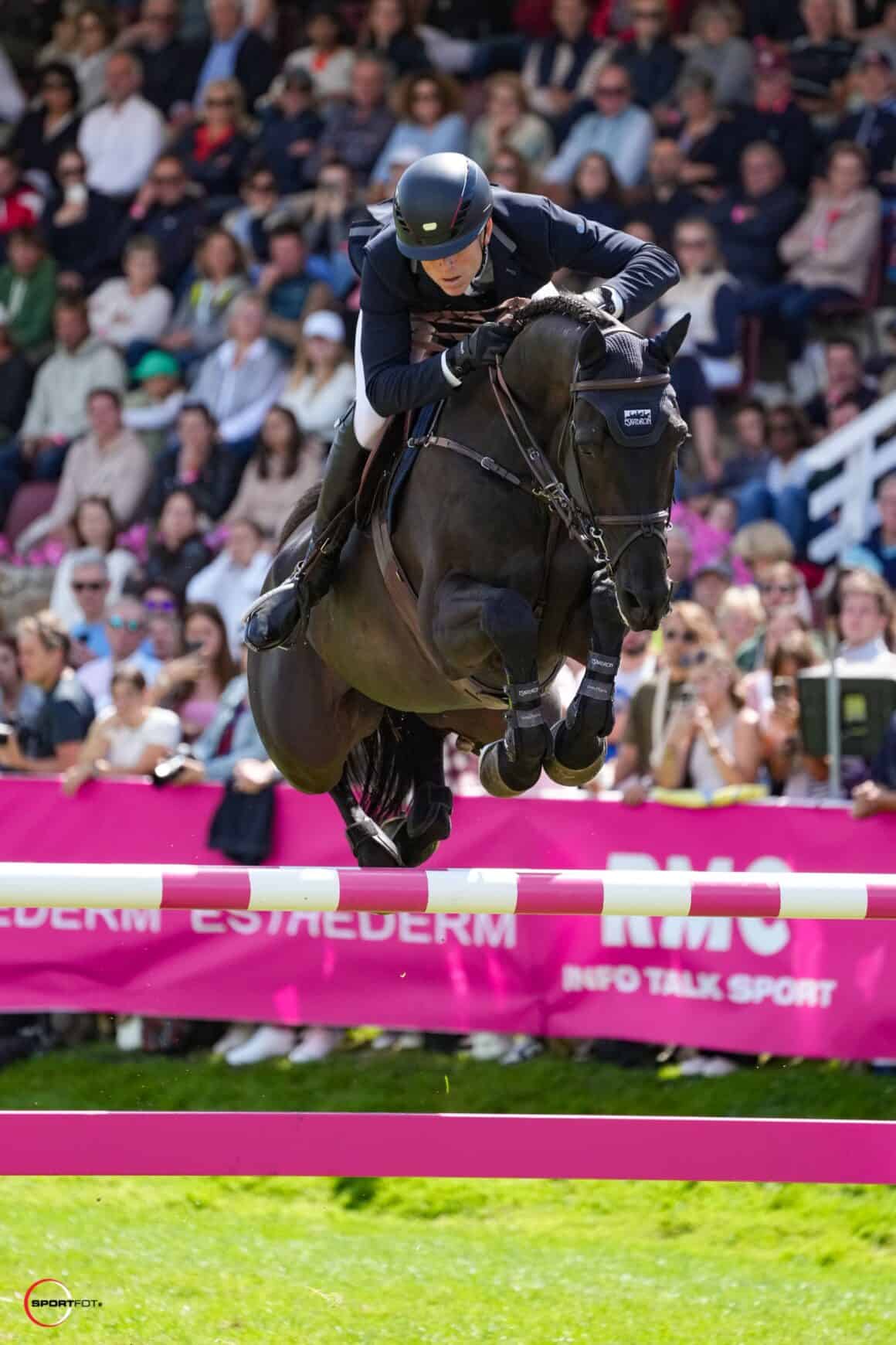 Max Kühner (T) platziert sich im Rolex Grand Prix von Dinard auf dem hervorragenden dritten Endrang. © Sportfot