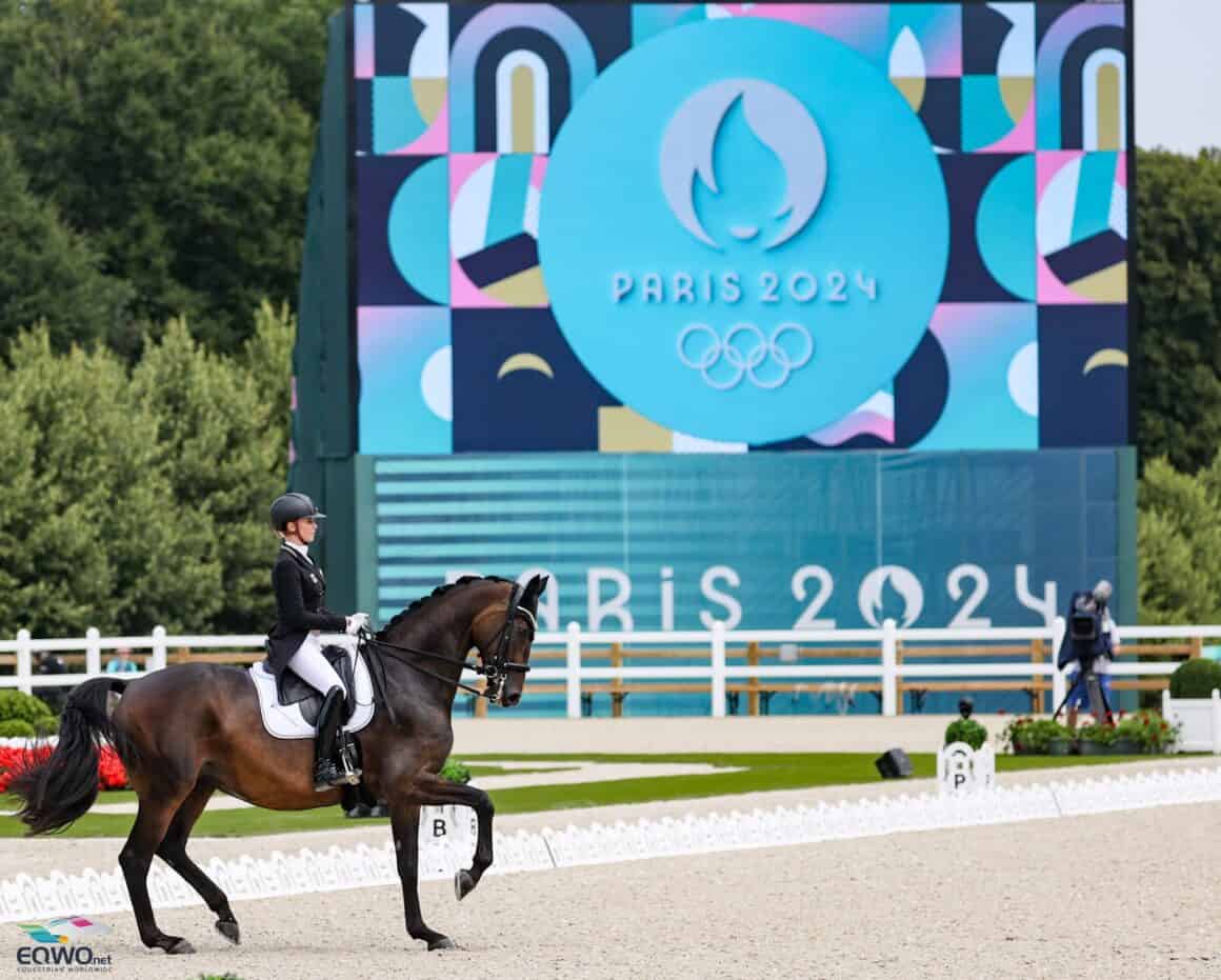 Jessica von Bredow-Werndl (GER) und TSF Dalera BB steuern auf ihr drittes und viertes Olympiagold zu. © EQWO.net | Petra Kerschbaum