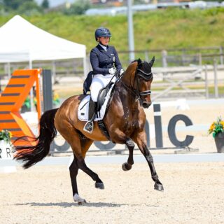 Diana Porsche (S) wechselt die sportliche Nation und startet ab sofort unter ungarischer Flagge. © EQWO.net | Petra Kerschbaum
