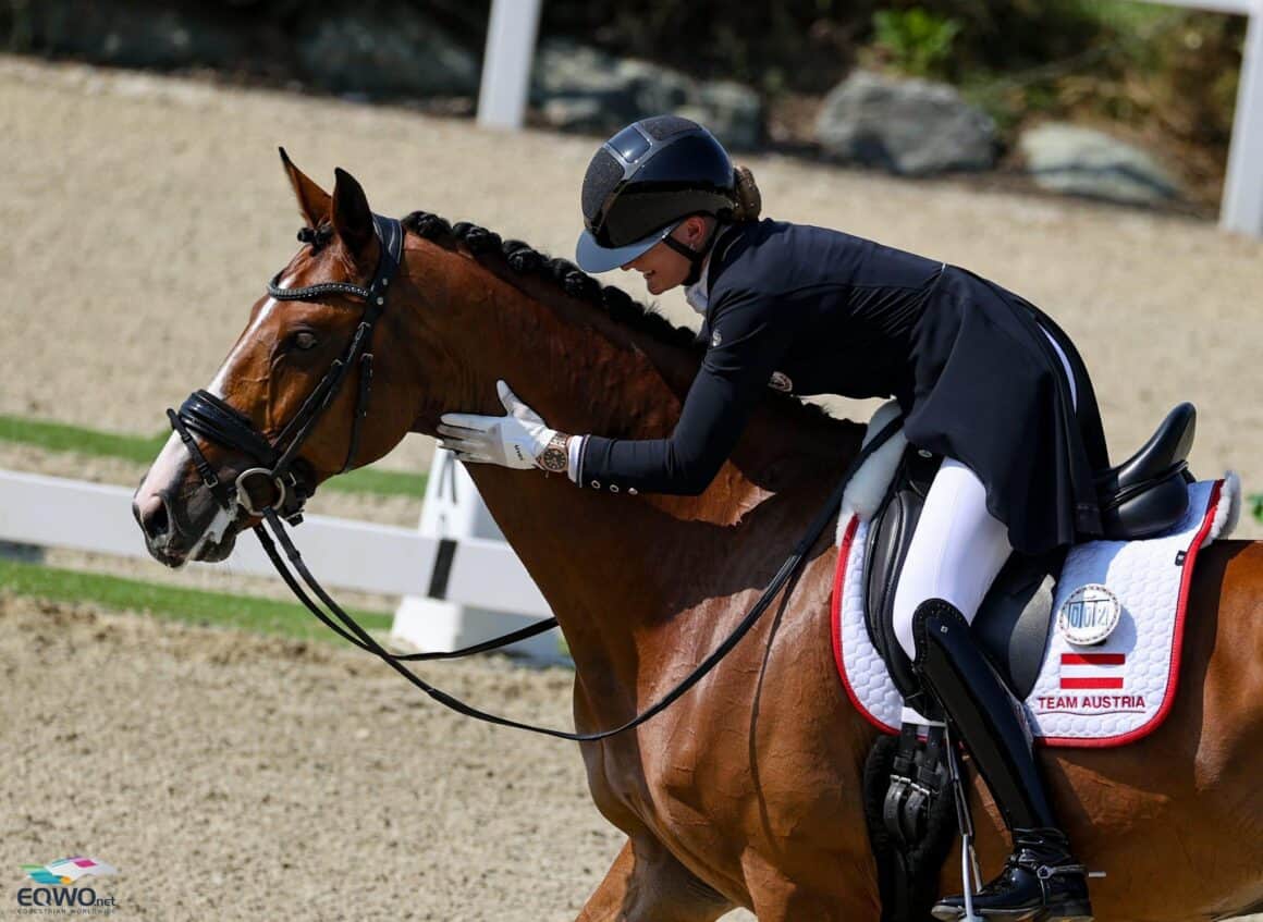 Super Runde von der 19-jährigen Valentina Friedl (ST) und Korefan! Die beiden knackten bei der EM die 70 % Marke und platzierten sich auf Rang acht. © EQWO.net | Petra Kerschbaum