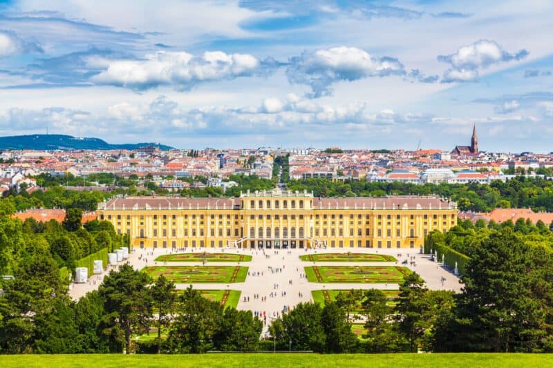 Die Global Champions Tour kehrt 2025 nach Wien zurück! Neuer Veranstaltungsort: Das Schloss Schönbrunn. © LGCT