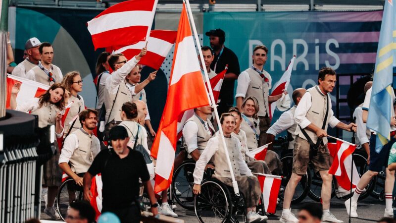 Gemeinsam mit Para-Badmintonspielerin Henriett Koosz führte Pepo Puch (ST) das rot-weiß-rote Aufgebot für die Paralympischen Spiele in Paris an. © ÖPC/Gepa-Pictures