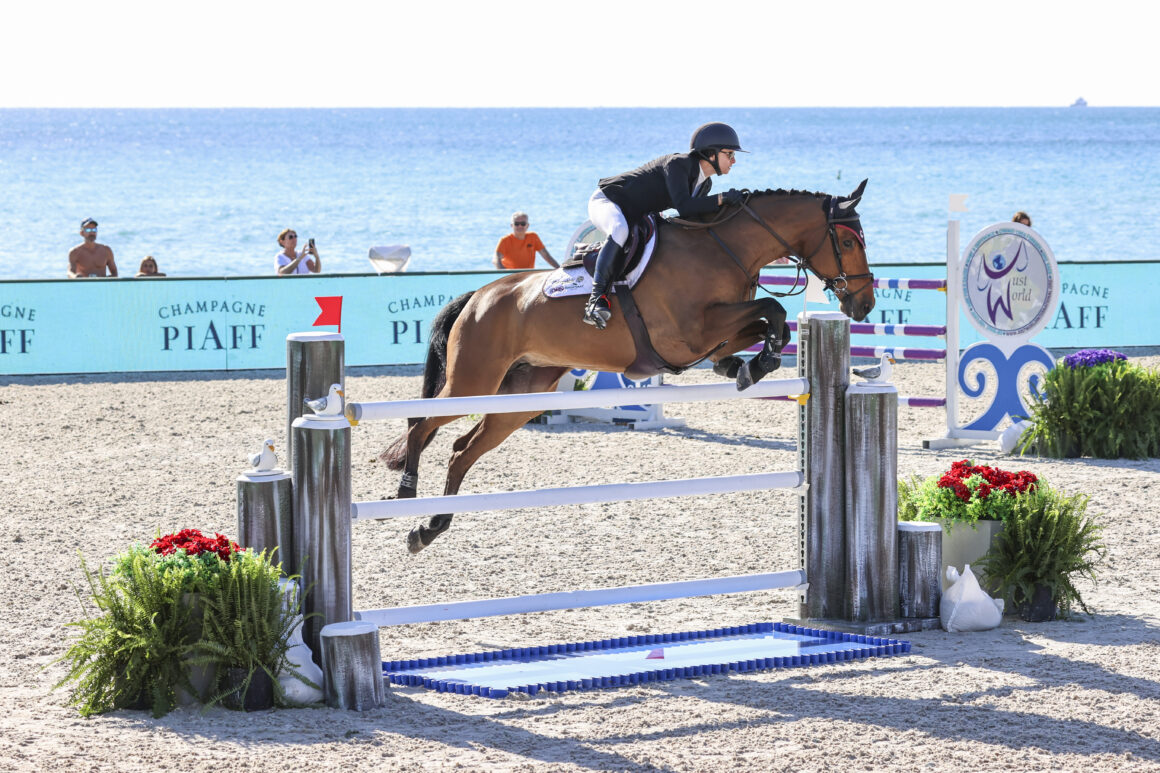 Mit über 50 Grand Prix-Siegen zählt Georgina Bloomberg zur absoluten Weltspitze im Springsport. © Longines Global Champions Tour