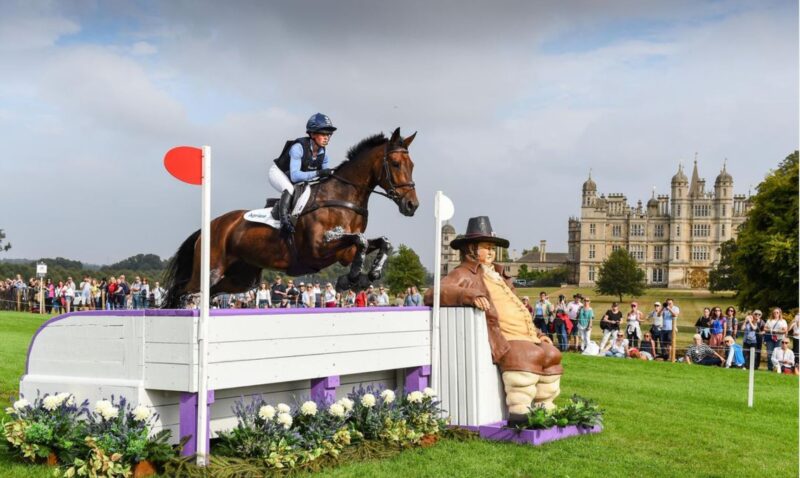 Rosalind Canter (GBR) und Lordships Graffalo sichern sich den Sieg in der Fünf-Sterne-Prüfung von Burghley. © IG: burghleyhorsetrials