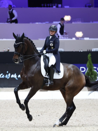 Diana Porsche (S) ist bei der Weltcup-Etappe in Lyon am Start! © IG: dianaporscheofficial | Longines Equia Lyon