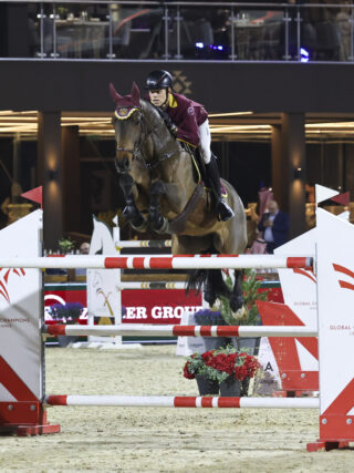 Max Kühner (T) und Elektric Blue trugen mit ihrer Nullrunde maßgeblich zum Sieg der Shanghai Swans im Viertelfinale des Global Champions League Super Cups bei. © Longines Global Champions Tour