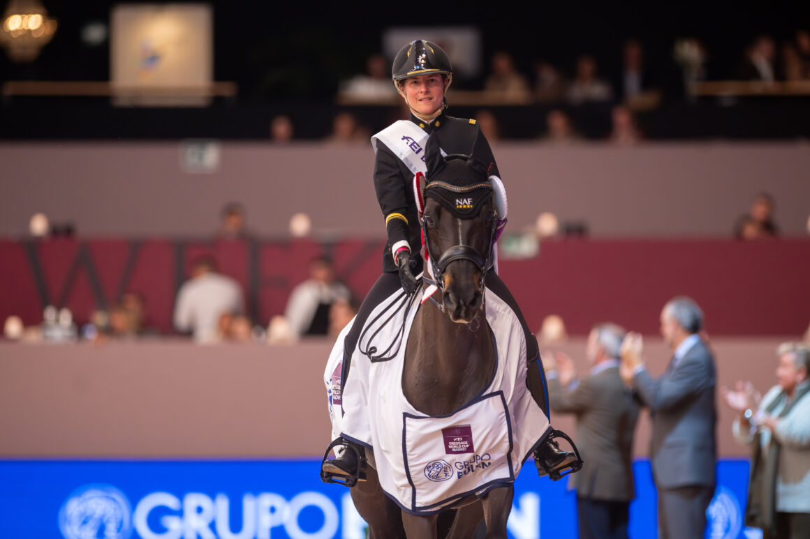 Mit 80,925 % tanzten Pauline Basquin (FRA) und Sertorius de Rima Z Ifce zum Sieg in der Weltcup-Etappe von Madrid. © FEI | Thomas Reiner