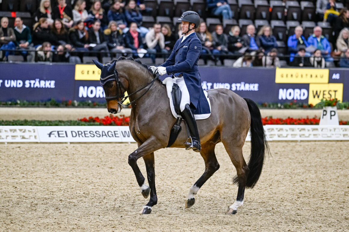 Florian Bacher (ST) und Fidertraum OLD platzierten sich als bestes österreichisches Duo in Basel auf Rang acht. © CHI Basel | Katja Stuppia