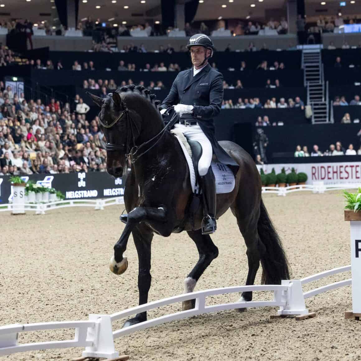 Andreas Helgstrand bestritt in Herning sein erstes internationales Turnier nach einer einjährigen Sperre aufgrund von tierschutzwidrigem Verhalten. © FB: Helgstrand Dressage